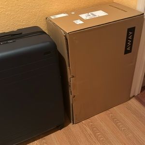 The Large Flex - Away Luggage - NWT